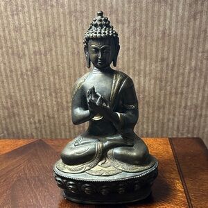 Bronze Buddha Statue 8lbs